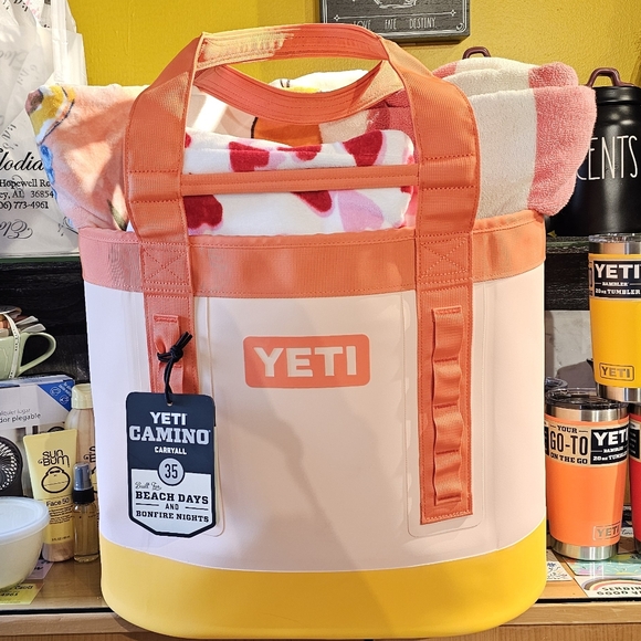 YETI Family Beach Bag - Picture 5 of 7